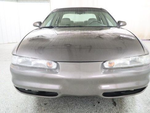Used 2002 Oldsmobile Intrigue GL w/ Sun & Sound Pkg FWD image 7
