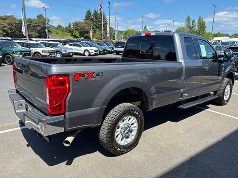 Used 2021 Ford F350 XLT w/ XLT Value Package AWD/4WD image 7