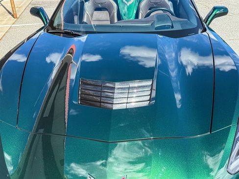 Used 2014 Chevrolet Corvette Stingray Convertible w/ 3LT Preferred Equipment Group RWD image 18