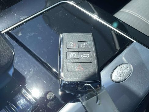 Used 2023 Land Rover Range Rover Velar S AWD/4WD image 43