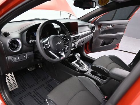 Certified 2023 Kia Forte GT-Line FWD image 16