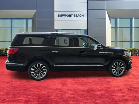 Used 2020 Lincoln Navigator L Reserve w/ Luxury Package AWD/4WD image 8
