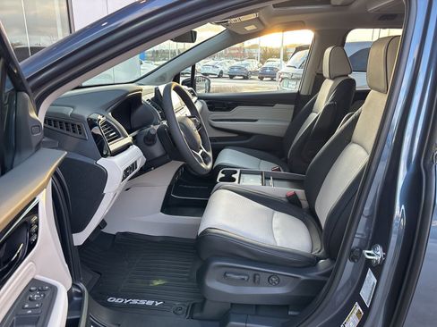 New 2026 Honda Odyssey Elite image 10