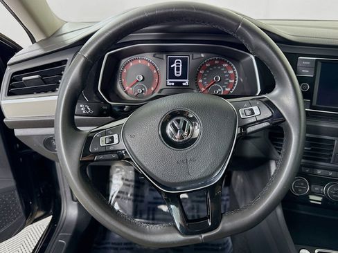 Used 2020 Volkswagen Jetta SE FWD image 14