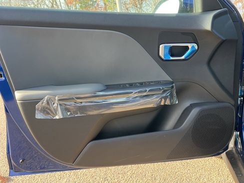 New 2025 Kia K4 LXS image 7