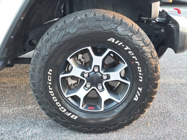 Used 2022 Jeep Wrangler Rubicon w/ LED Lighting Group AWD/4WD image 11