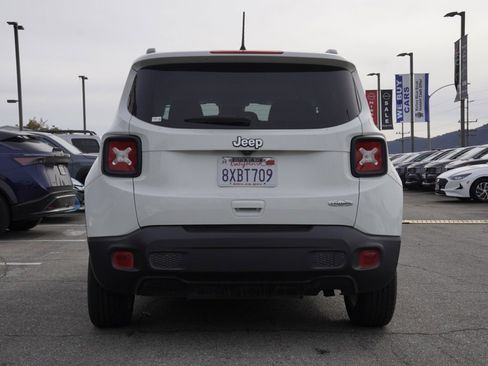 Used 2021 Jeep Renegade Latitude image 5