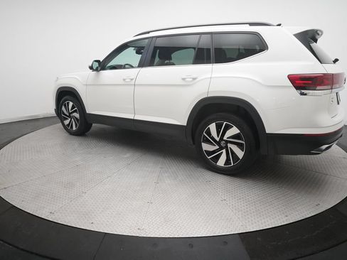 Used 2025 Volkswagen Atlas SE AWD/4WD image 36