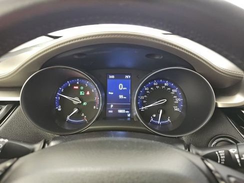 Used 2020 Toyota C-HR Limited FWD image 20