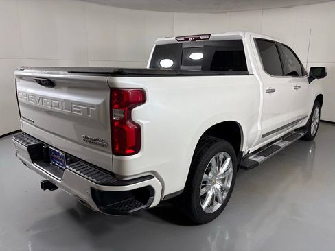 Used 2024 Chevrolet Silverado 1500 High Country w/ High Country Premium Package image 10