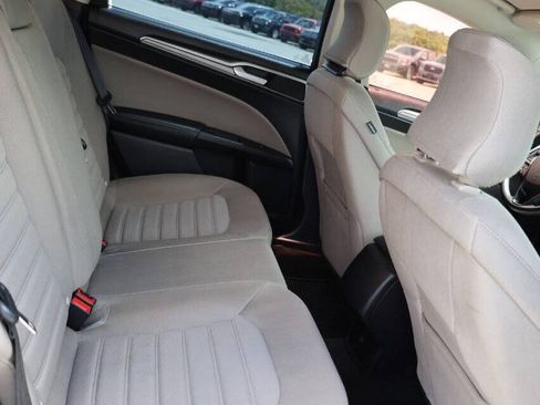 Used 2019 Ford Fusion S FWD image 16