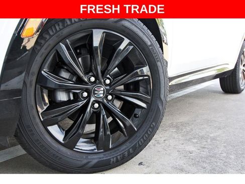 Used 2024 Buick Envista Sport Touring w/ Convenience I Package FWD image 30