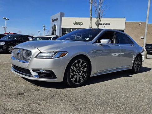Used 2019 Lincoln Continental Reserve image 4
