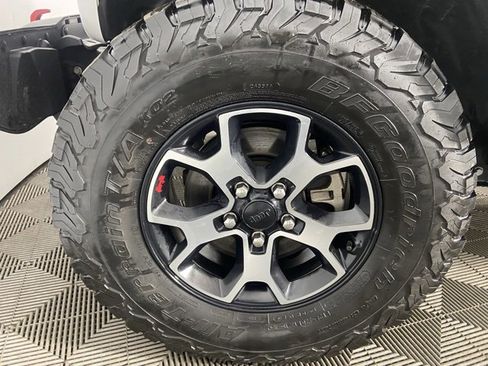 Used 2022 Jeep Wrangler Unlimited Rubicon image 25