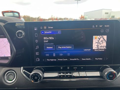 Used 2025 Chevrolet Colorado W/T image 15