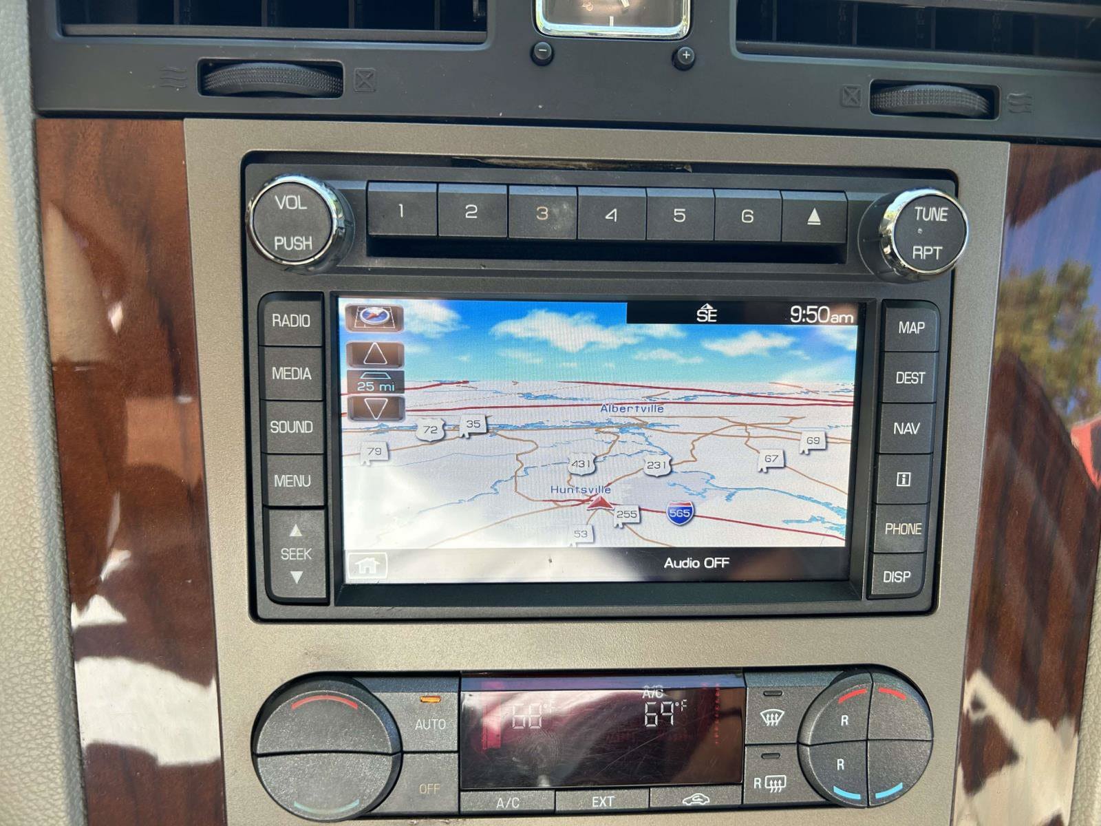 Used 2014 Lincoln Navigator 2WD image 23