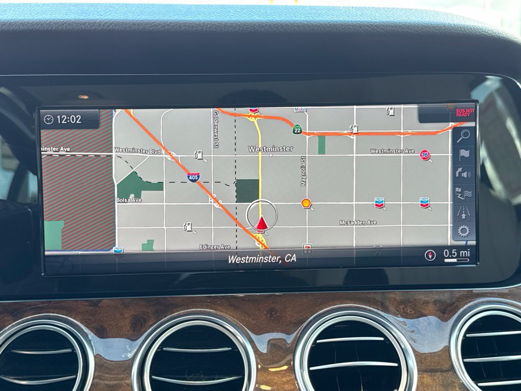 Used 2018 Mercedes-Benz E 300 image 32