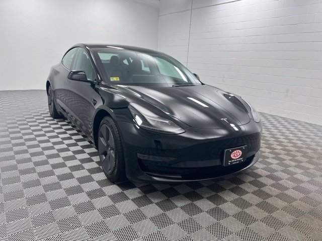 Used 2023 Tesla Model 3 Standard Range RWD image 1