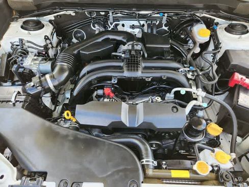Used 2018 Subaru Forester 2.5i Premium AWD/4WD image 8