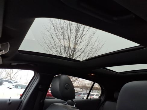 Used 2016 Mercedes-Benz GLA 250 GLA 250 image 12