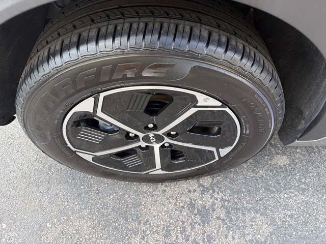 Used 2023 Kia Niro LX FWD image 11