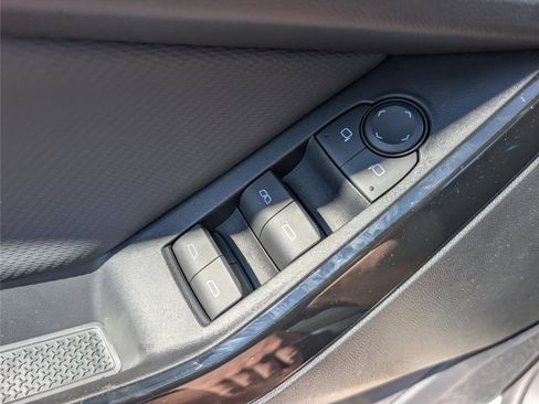 New 2026 Chevrolet Equinox LT w/ Safety and Technology Package image 18