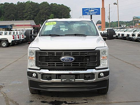 Used 2024 Ford F250 XL w/ XL Chrome Package AWD/4WD image 8