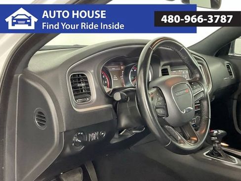 Used 2022 Dodge Charger SXT RWD image 12