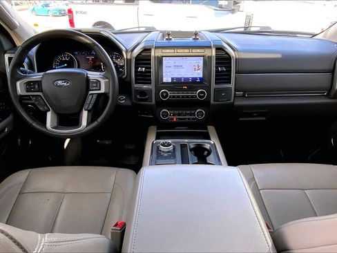 Certified 2021 Ford Expedition Max XLT image 16