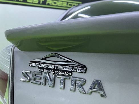 Used 2011 Nissan Sentra 2.0 S FWD image 12