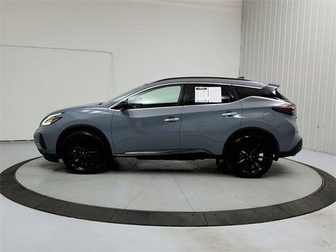 Used 2024 Nissan Murano SV w/ SV Midnight Edition Package image 4