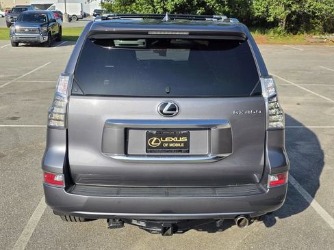 Used 2020 Lexus GX 460 Premium w/ Premium Package AWD/4WD image 3