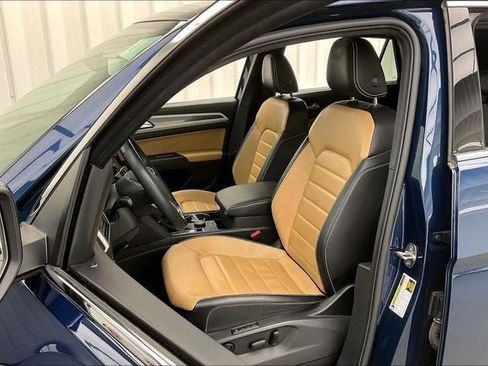 Used 2023 Volkswagen Atlas Cross Sport SEL Premium R-Line AWD/4WD image 8