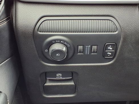 Used 2024 Jeep Wagoneer Series II image 16