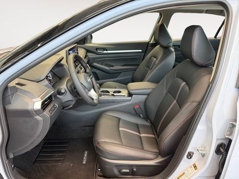 New 2026 Nissan Altima 2.5 SR FWD image 24