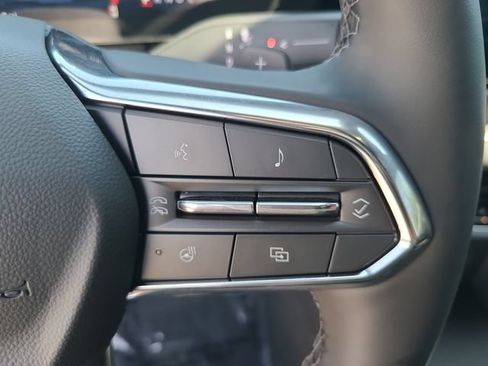 New 2027 Chevrolet Equinox LT FWD image 30