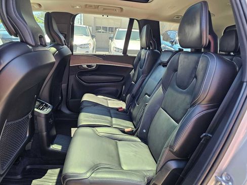 Used 2023 Volvo XC90 T8 Ultimate w/ Protection Package Premier AWD/4WD image 18