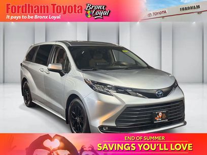 Used 2021 Toyota Sienna LE