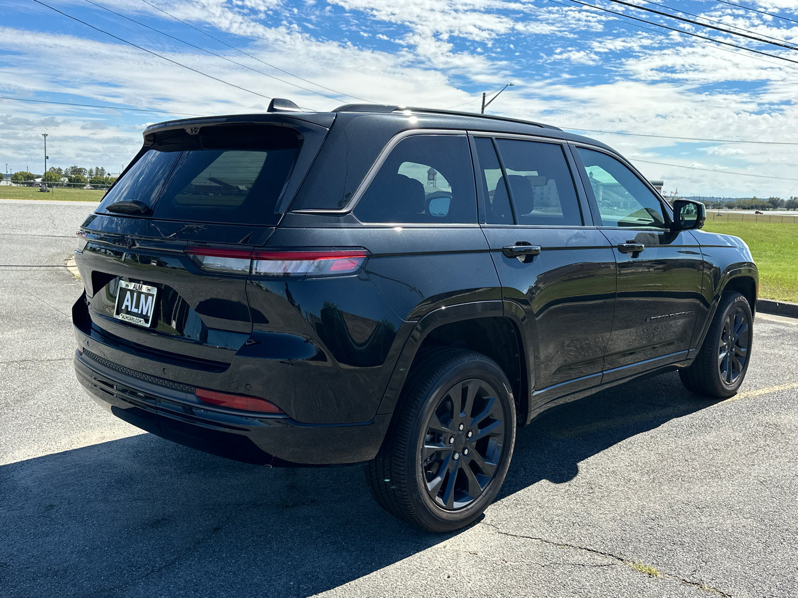 New 2026 Jeep Grand Cherokee Limited AWD/4WD image 6
