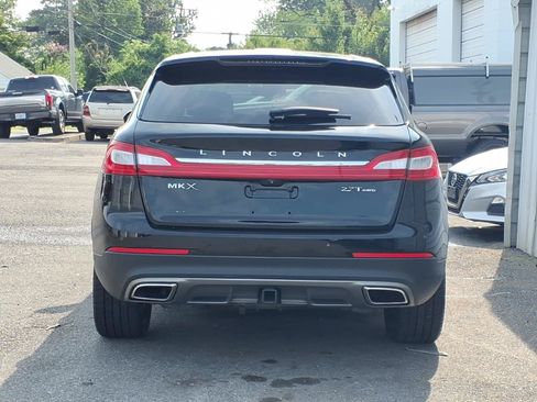 Used 2017 Lincoln MKX Reserve w/ Driver Assistance Package AWD/4WD image 4