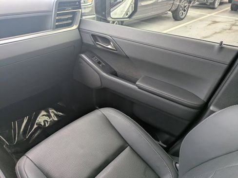 Used 2024 Lexus GX 550 image 15