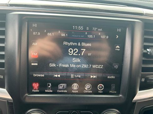 Used 2016 RAM 1500 Limited image 21