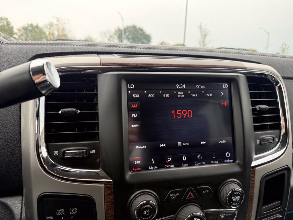 Used 2018 RAM 2500 Laramie w/ Convenience Group AWD/4WD image 16