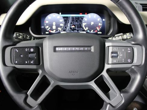 Used 2024 Land Rover Defender 110 X-Dynamic SE AWD/4WD image 15