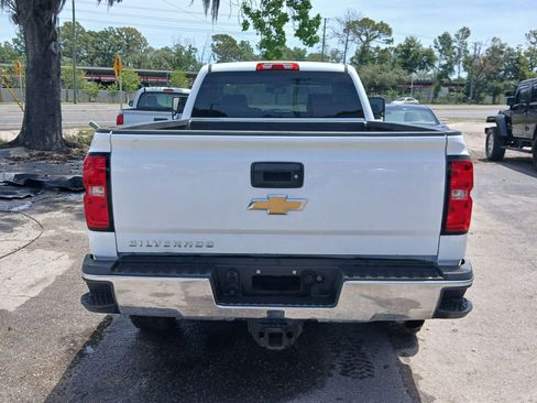 Used 2019 Chevrolet Silverado 2500 W/T w/ WT Convenience Package RWD image 4