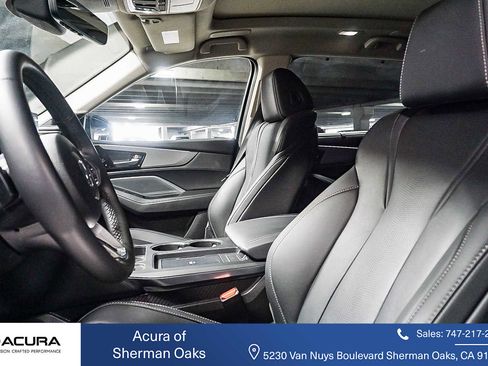 Used 2025 Acura MDX SH-AWD w/ Technology Package image 26