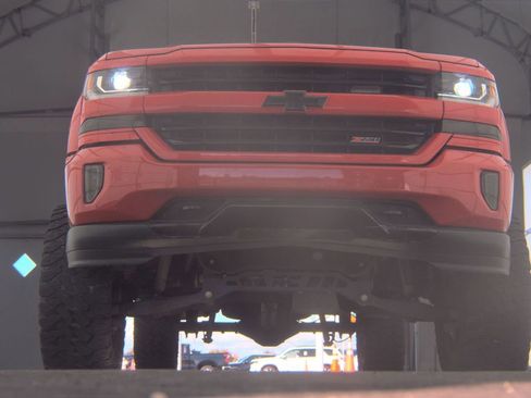 Used 2018 Chevrolet Silverado 1500 LT w/ All Star Edition image 3