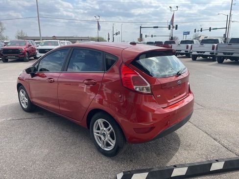 Used 2019 Ford Fiesta SE image 5