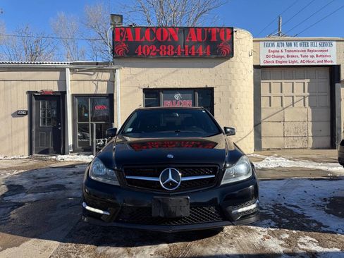 Used 2012 Mercedes-Benz C 300 4MATIC Sedan image 2