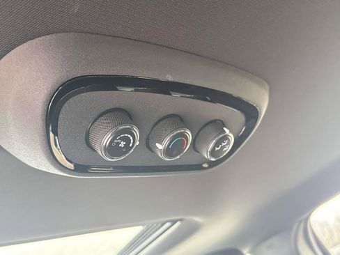 Used 2024 Dodge Durango GT image 28